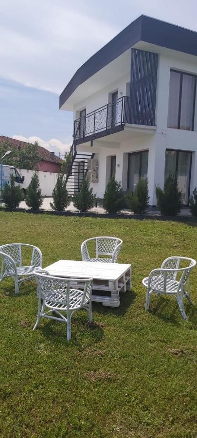 Accent House Apartment เดวา ภายนอก รูปภาพ